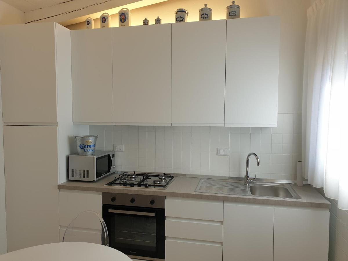 Cottage Al Mare Martina Венеция Лидо Екстериор снимка